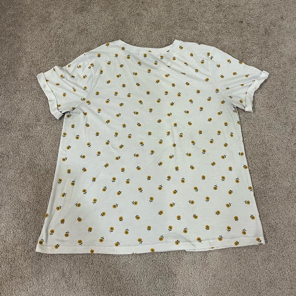 Cut & Paste Sunflower Tee - Picture 6 of 6